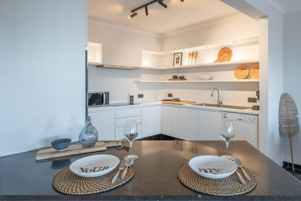 Coffee/tea facilities, Kitchen or kitchenette, minibar