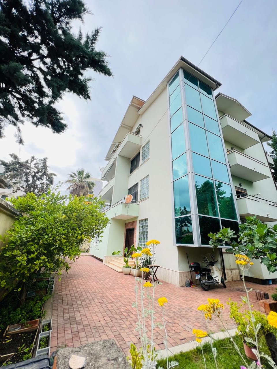 Property building, Garden, Garden view
