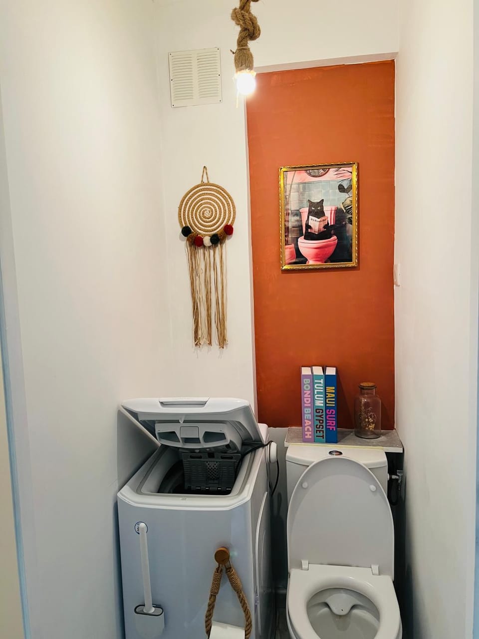 Toilet, washing machine