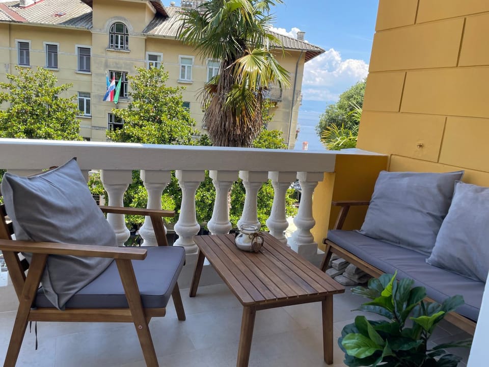 Deluxe kvarner 1 Apartment in Lovran