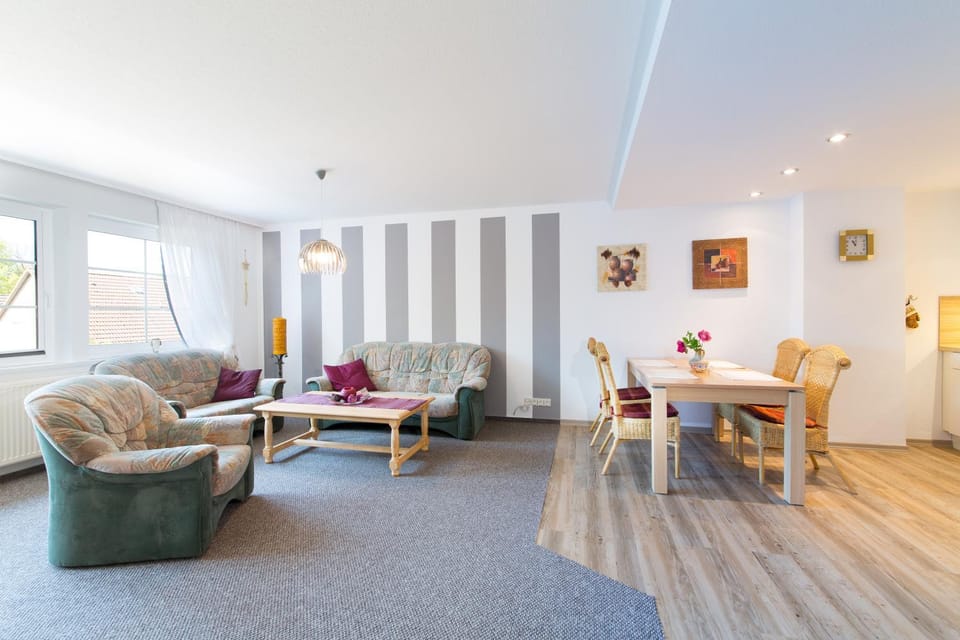 Living room, Dining area