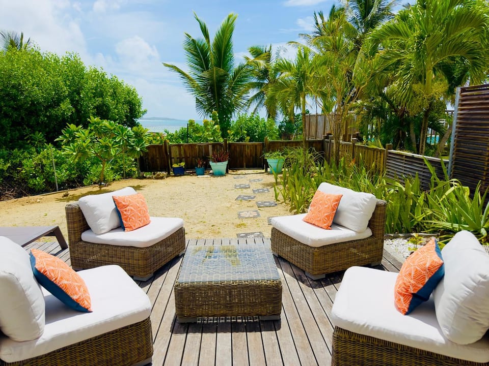 Garden, Living room, Sea view