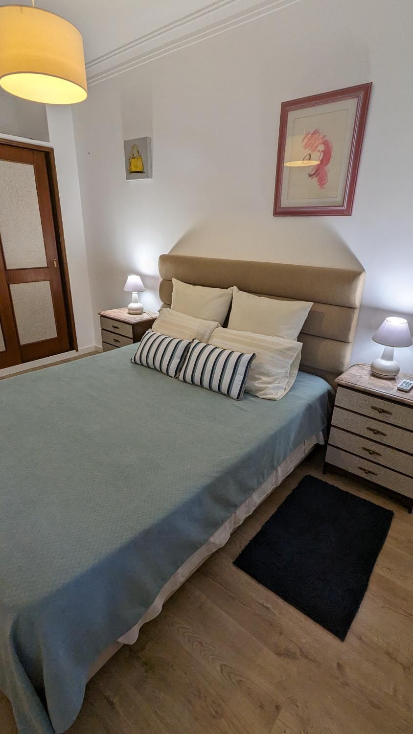 Quarteira Beach Hideaway Apartment in Quarteira