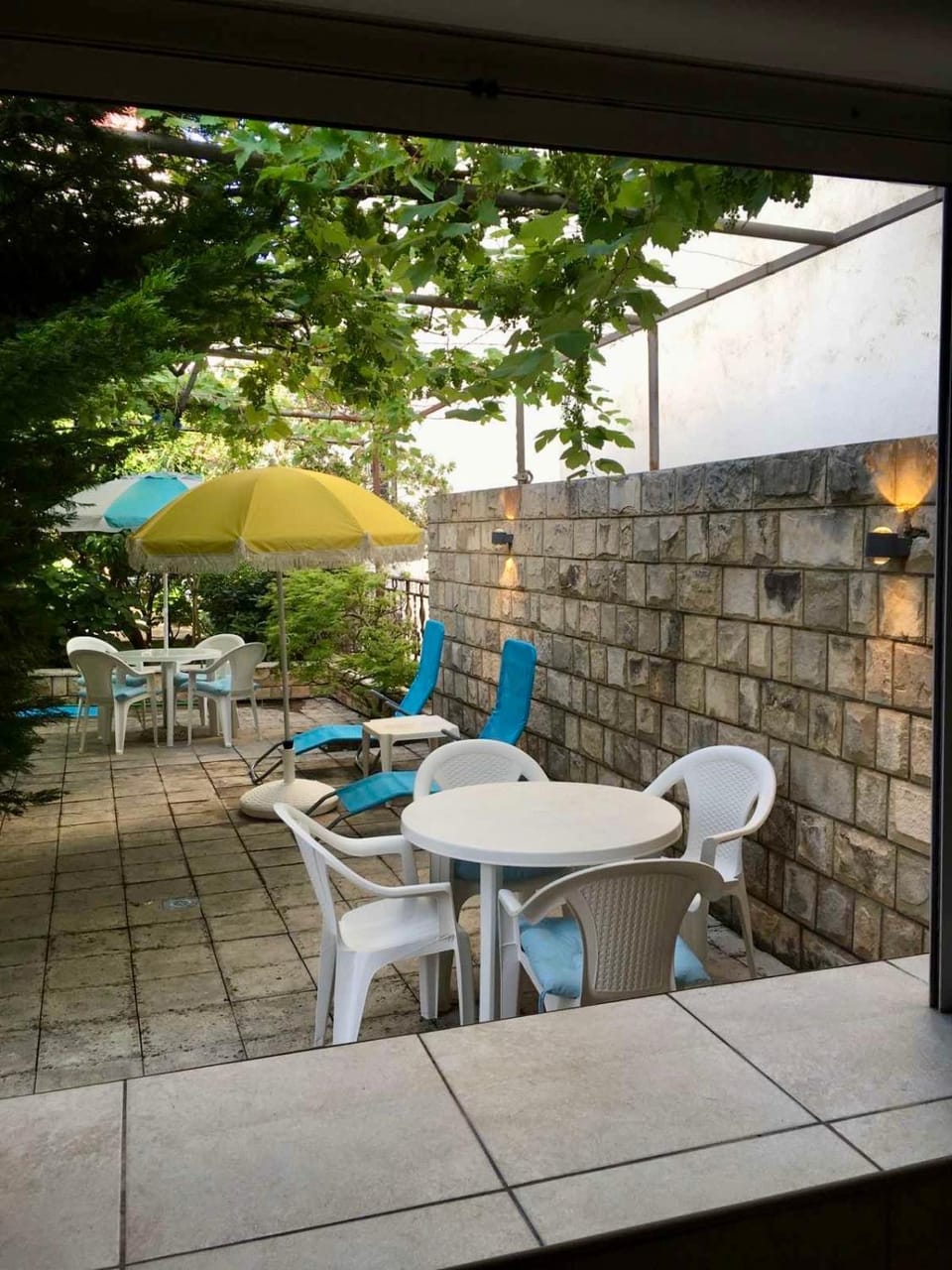 Balcony/Terrace, Seating area, Garden view