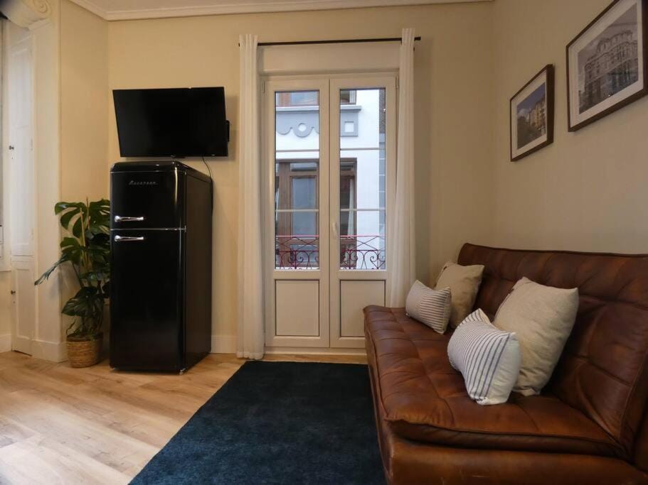 TV and multimedia, Balcony/Terrace, Living room