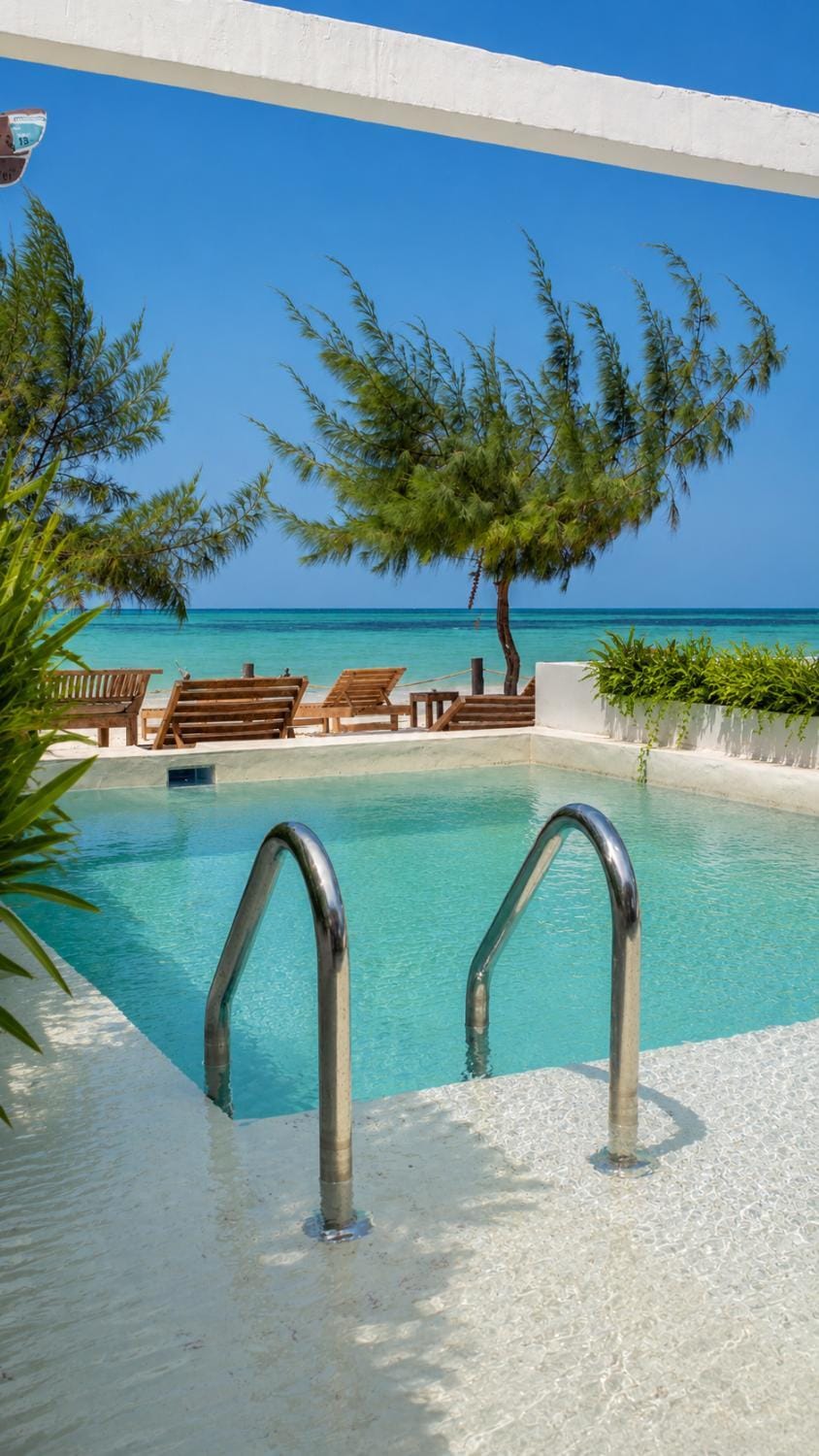 Pool view, Swimming pool