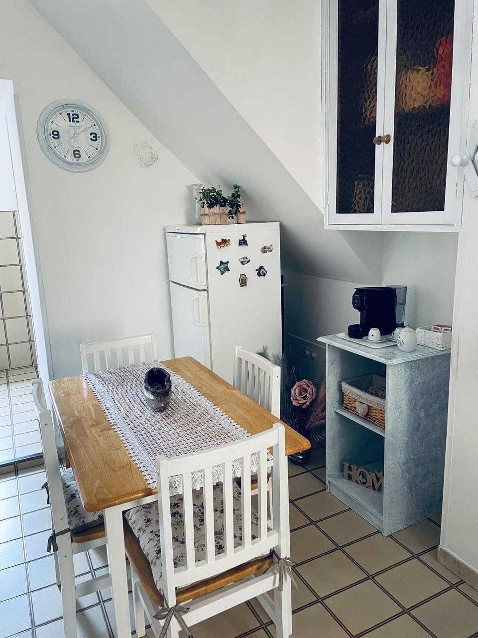 Dining area, Breakfast, oven