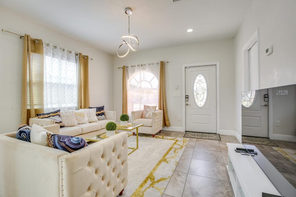 Stylish Fort Lauderdale Home: 5 Mi to Beach! House in Fort Lauderdale