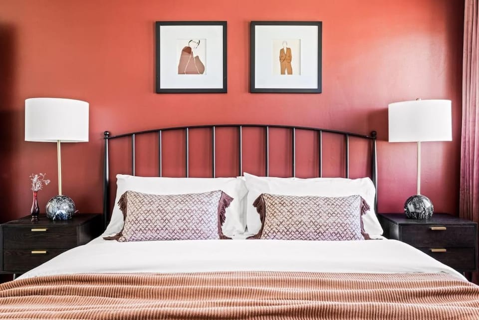Modern Comfort - King Beds - Walk to Sloans Lake Apartment in Denver