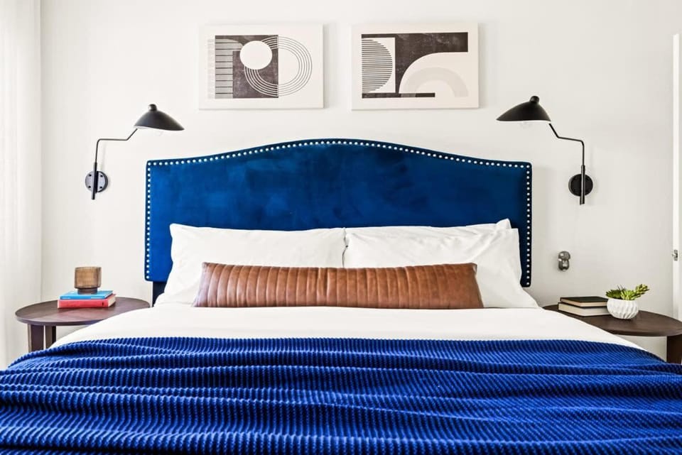 Bright & Modern Retreat - King Beds - Sloans Lake Apartment in Denver