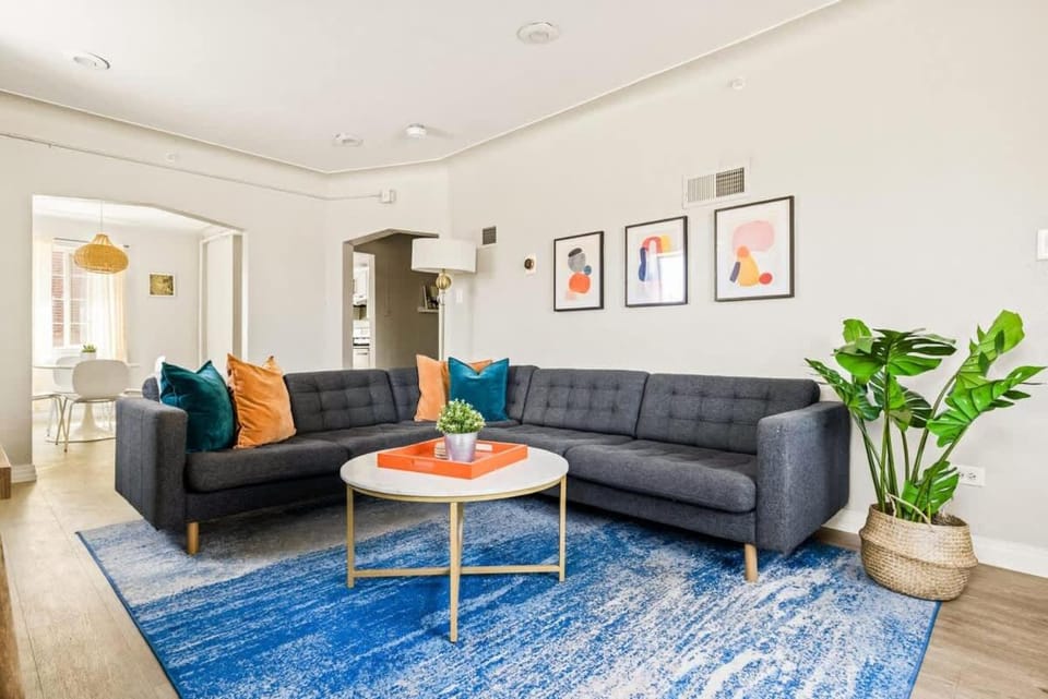 Stylish City Retreat - King Beds - Walk to Sloans Lake Apartment in Denver