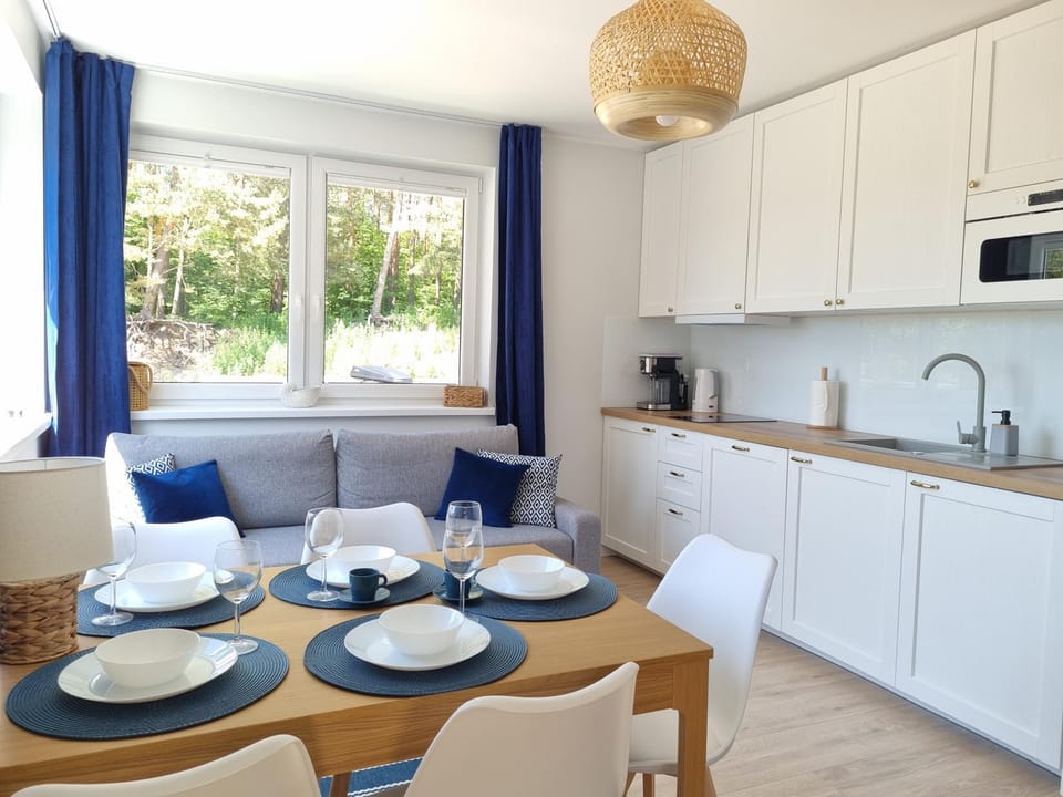 Coffee/tea facilities, Kitchen or kitchenette, Living room, Seating area, Dining area, dishwasher, pet friendly, stove