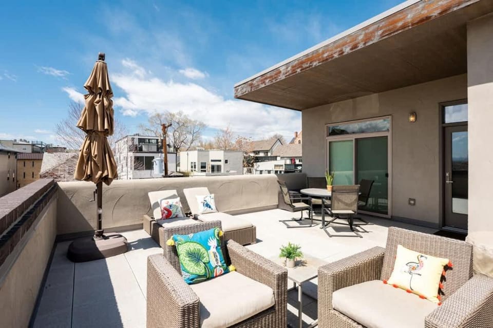 Center of LoHi - Roof Deck - Walk Everywhere House in Denver