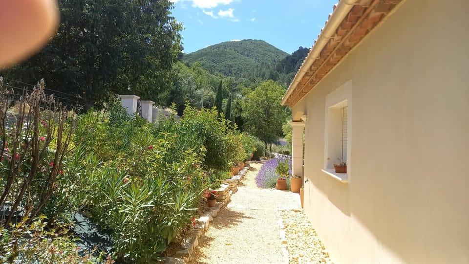 La benvingude gite Bed and Breakfast in Provence-Alpes-Côte d'Azur