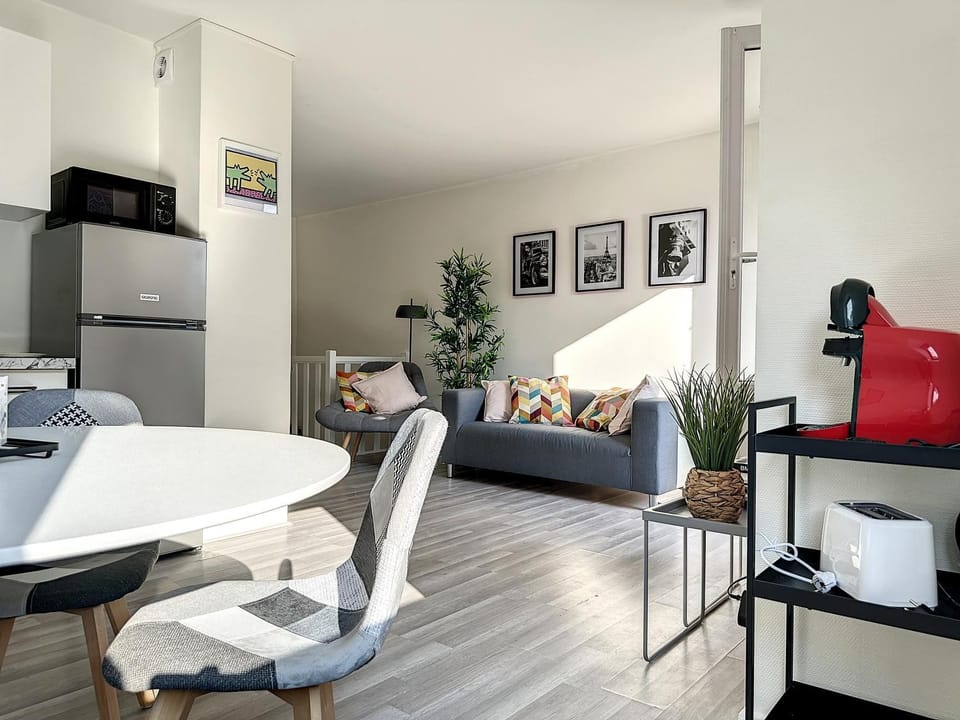 Charmant appartement avec terrasse parking Apartment in Auvergne-Rhône-Alpes