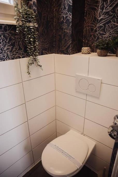 Cozy Dreams: Deluxe 2-Zimmer-Apartment -Küche Apartment in Nuremberg