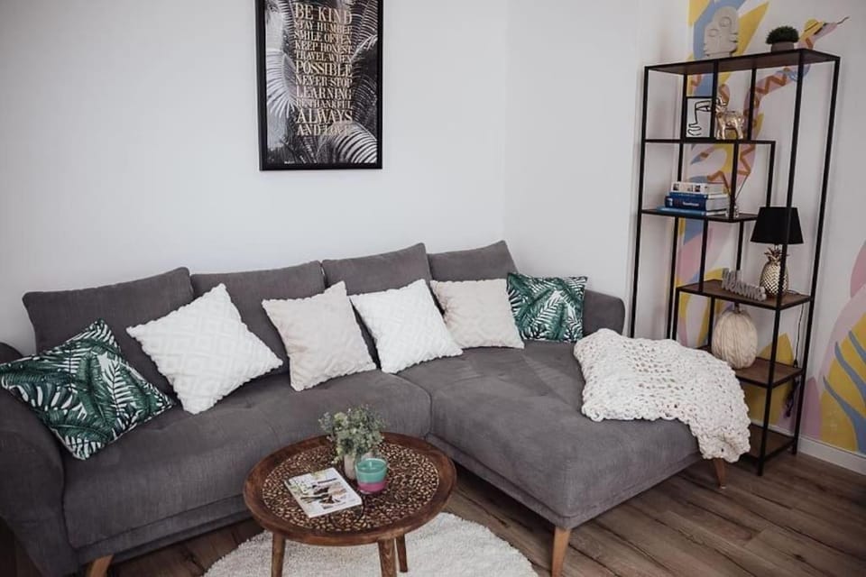 Cozy Dreams: Deluxe 2-Zimmer-Apartment -Küche Apartment in Nuremberg
