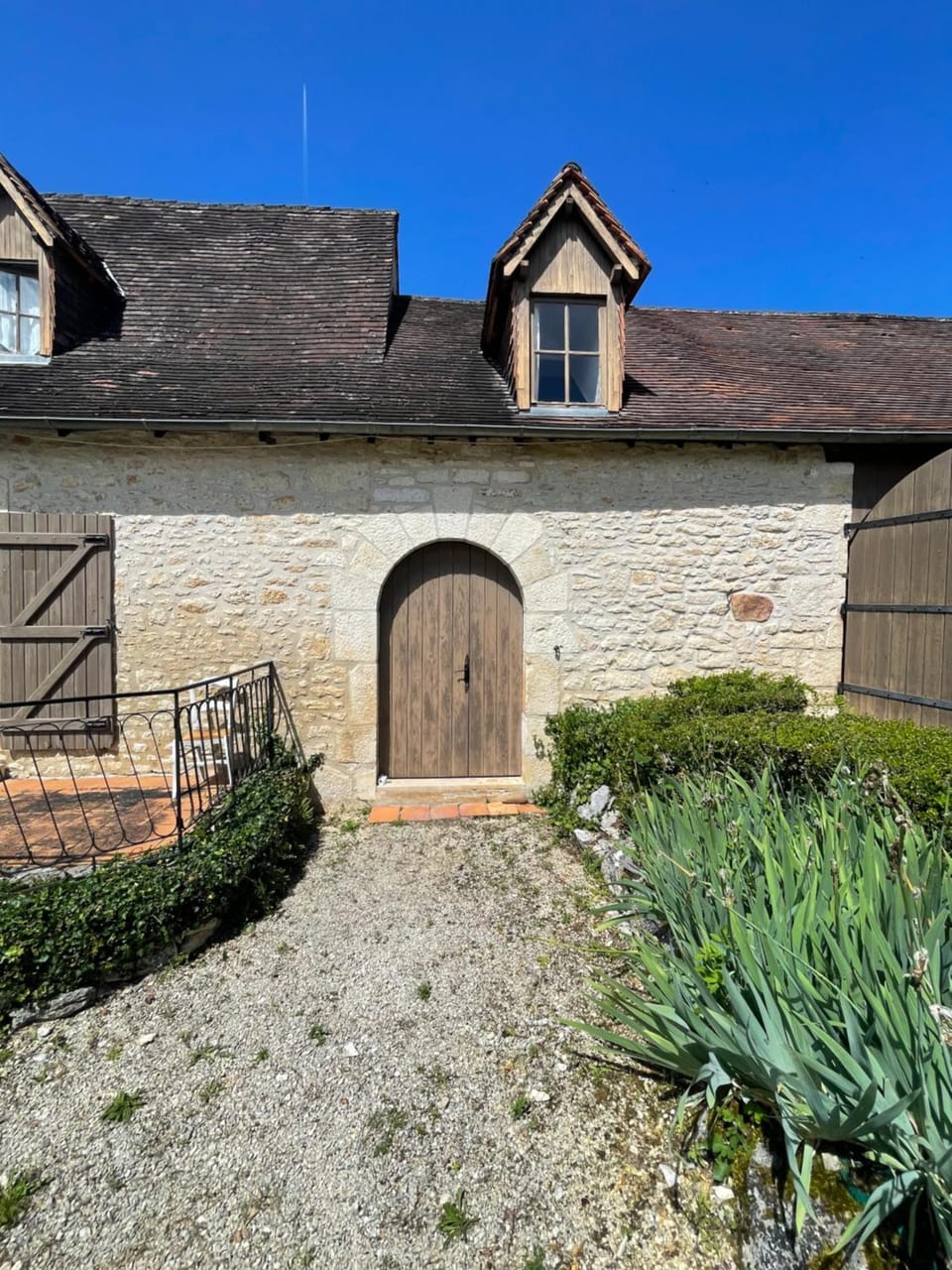 Property building, Day