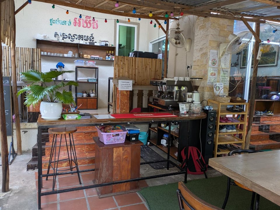 Coffee/tea facilities, kitchen