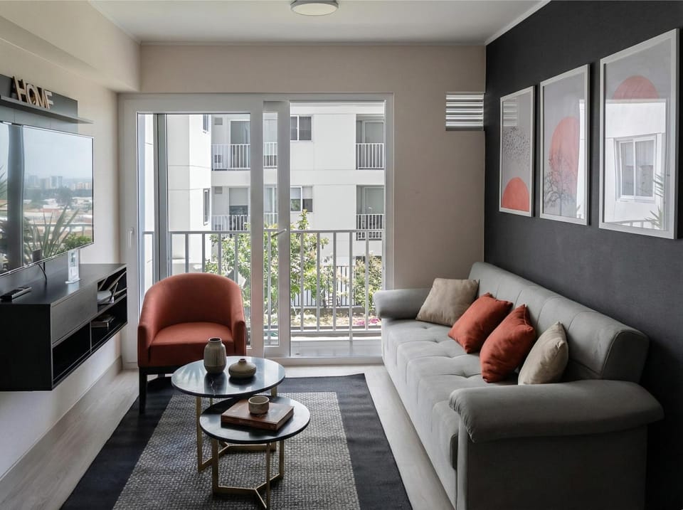 Communal lounge/ TV room, Living room