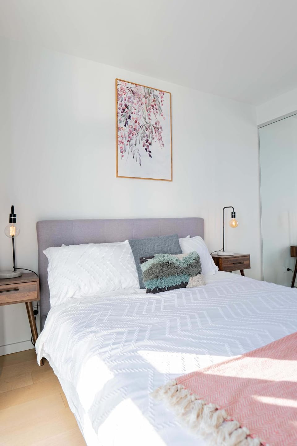 2 Bedroom 2 bath 1 Car on Lonsdale Street Apartment in Canberra