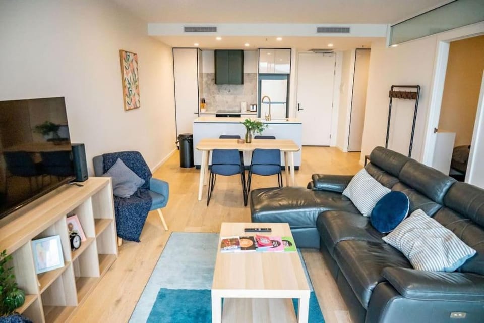 2 BR family business friendly CBD ANU Apartment in Canberra