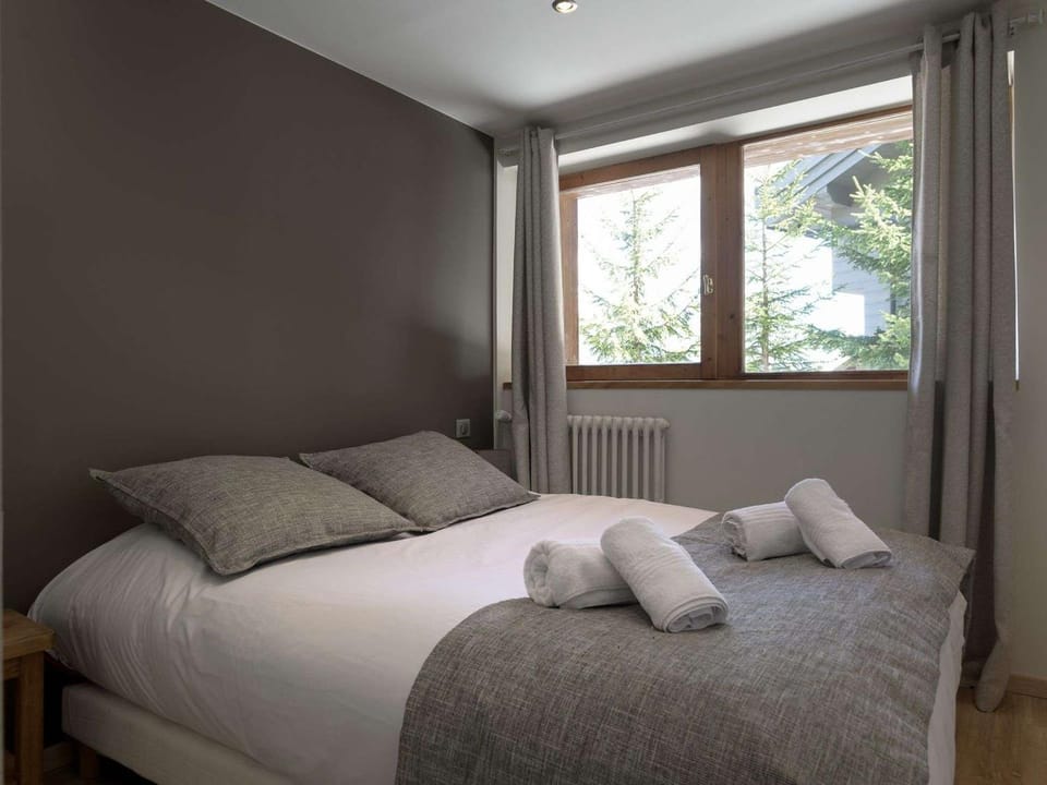 Charming 50m² apt in Courchevel 1850 - WiFi, terrace, ski locker - Sleeps 4 - Chenus quartier - FR-1-631-149 Apartment in Saint-Bon-Tarentaise