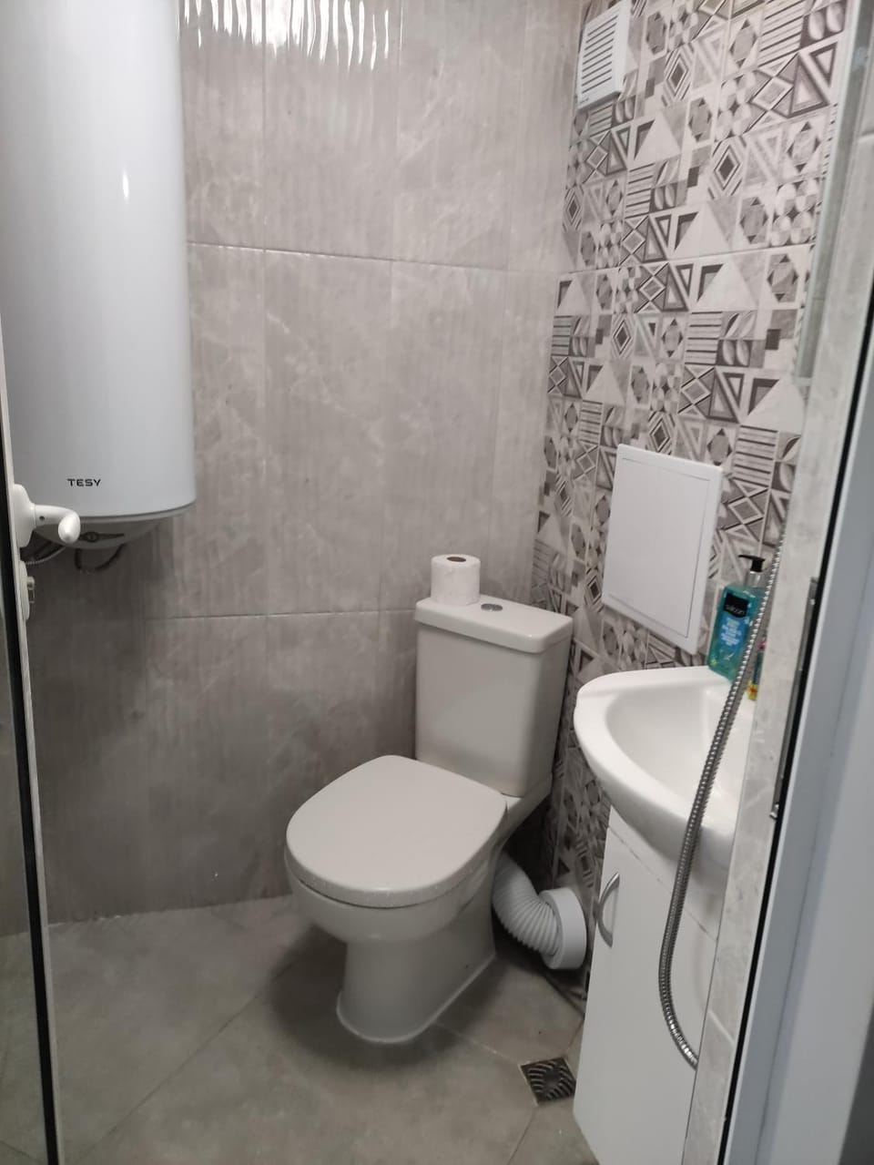 Студио за нощувки в центъра на град Бургас. Apartment in Burgas