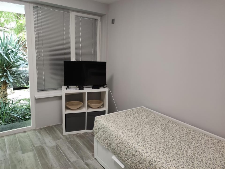 Студио за нощувки в центъра на град Бургас. Apartment in Burgas
