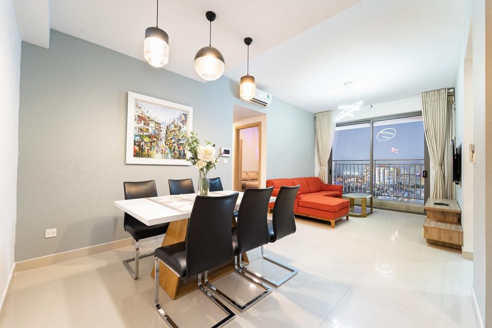 YO's Homes Rivergate Apartment Infinity Pool Near District 1 Hotel in Ho Chi Minh City