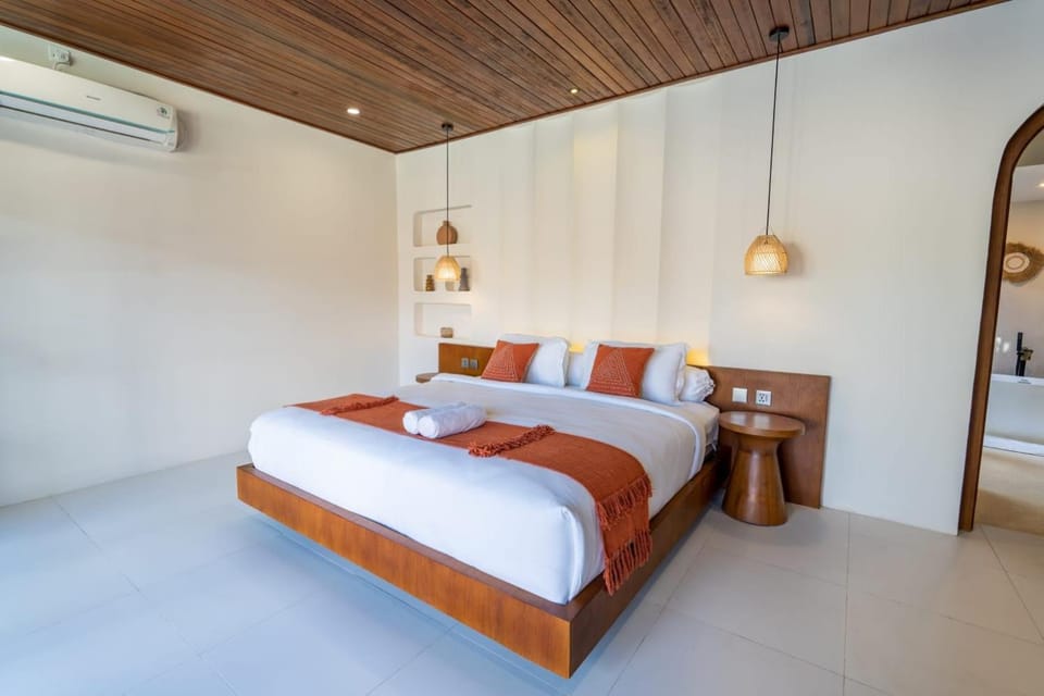 Bed, Bedroom, air conditioner