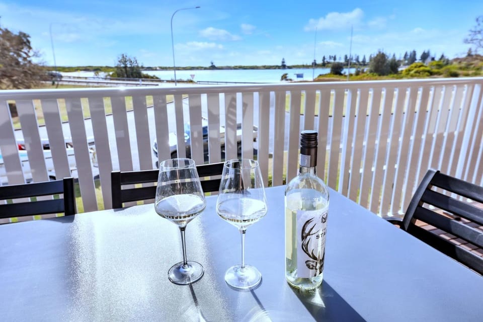 What A View - Lamont St Unit 4 120 House in Bermagui