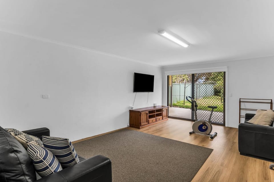 Mumbulla House - Mumbulla St 22a House in Bermagui