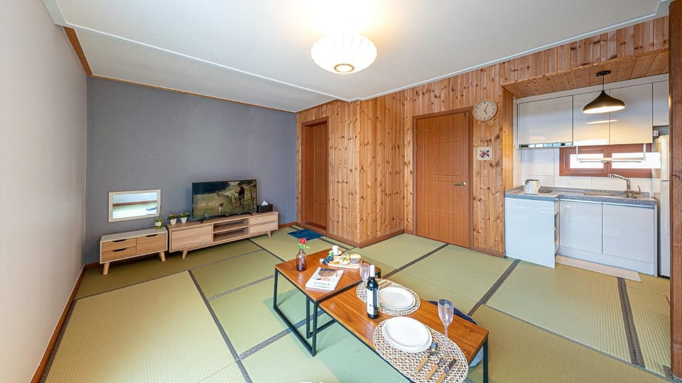 TV and multimedia, Kitchen or kitchenette