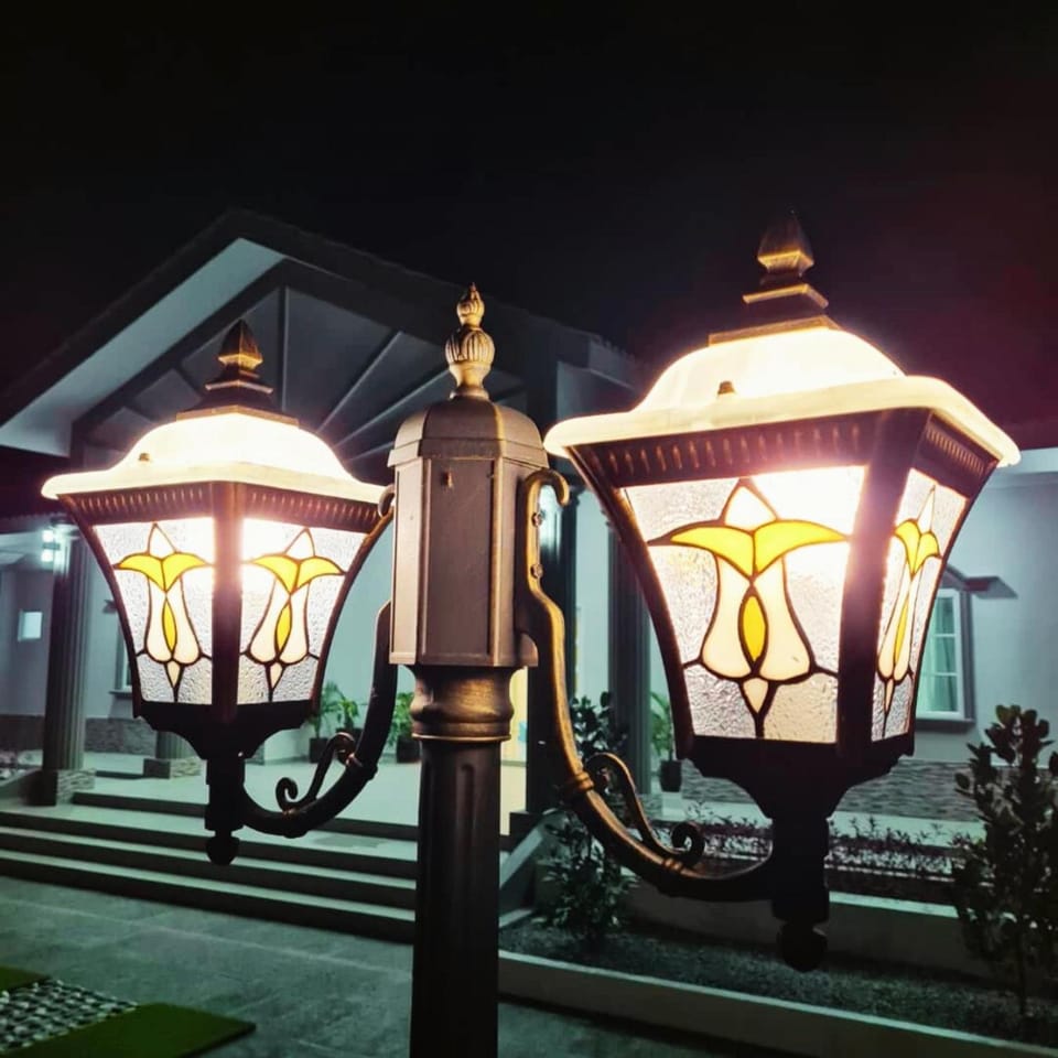 Night, Decorative detail