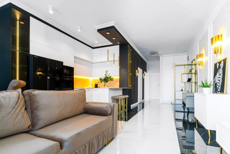 TV and multimedia, Kitchen or kitchenette, Living room, Seating area