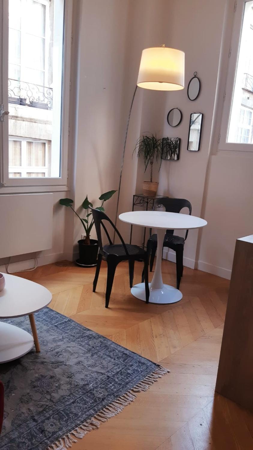 Au cœur du quartier Latin Vacation rental in Paris