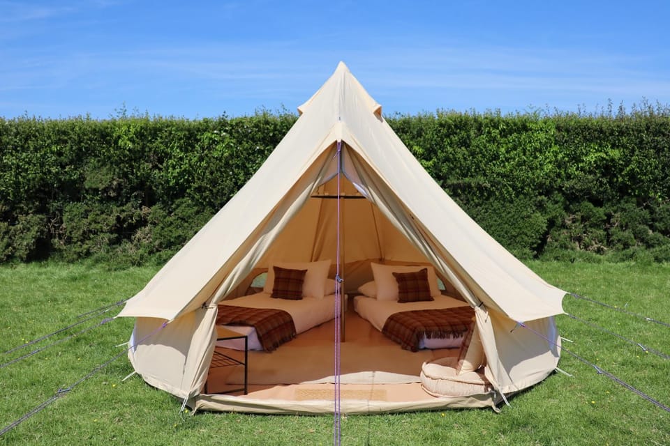 Rescorla Retreats- Poldark Luxury tent in England