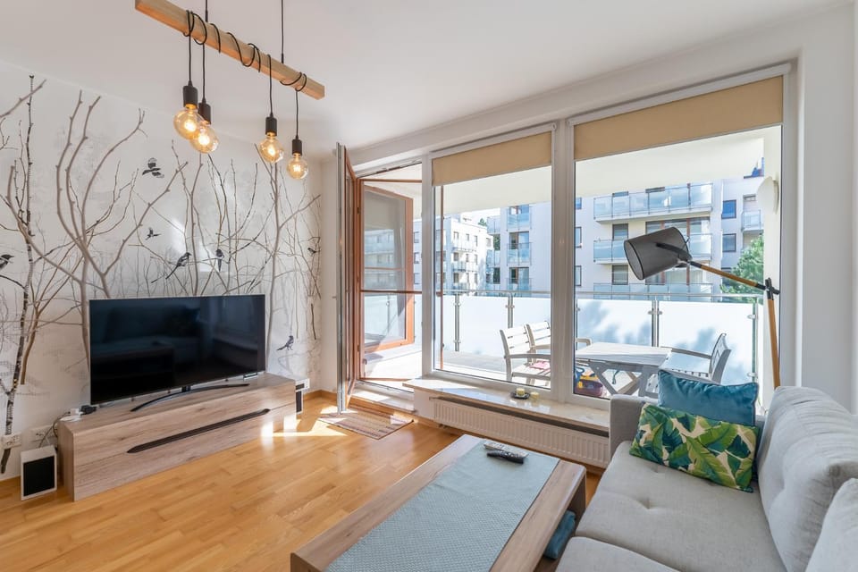 Communal lounge/ TV room, TV and multimedia, Living room, Seating area, Evening entertainment