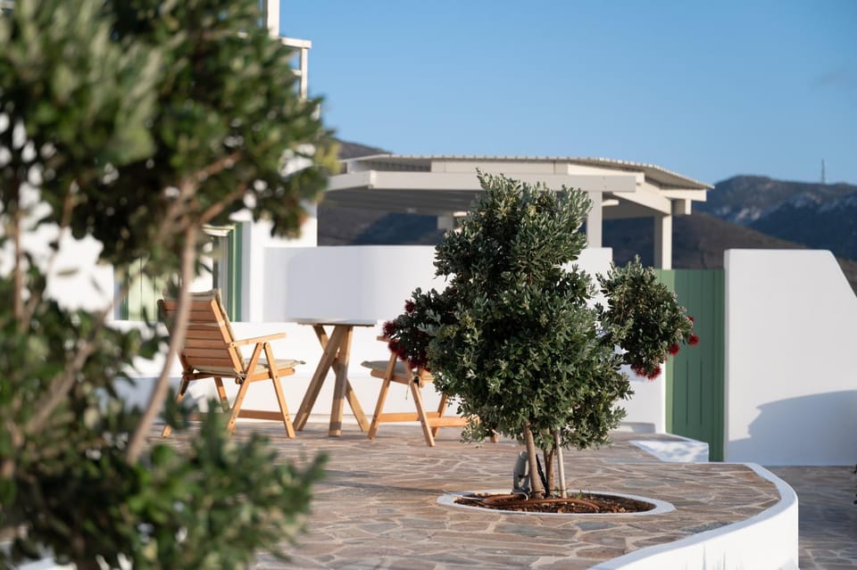 Balcony/Terrace, Internal: Not applicable to any particular room