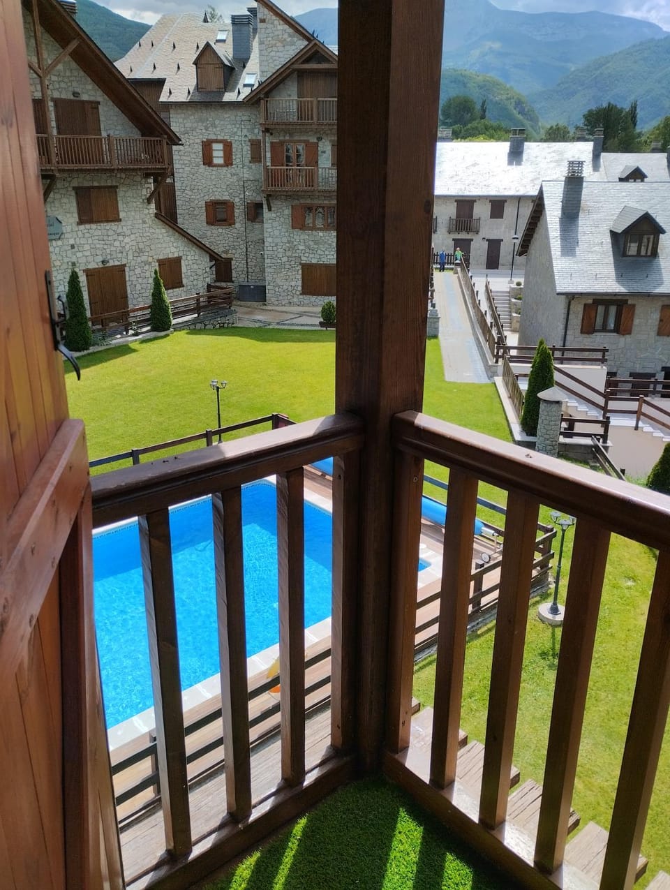 Property building, View (from property/room), Balcony/Terrace, Mountain view, Pool view, Swimming pool