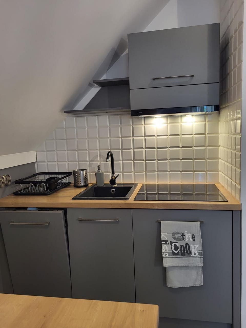 Kitchen or kitchenette, stove