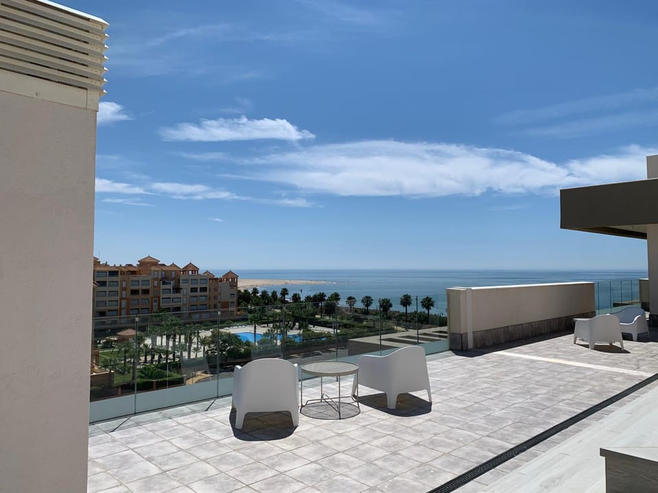 Day, View (from property/room), Sea view, Swimming pool