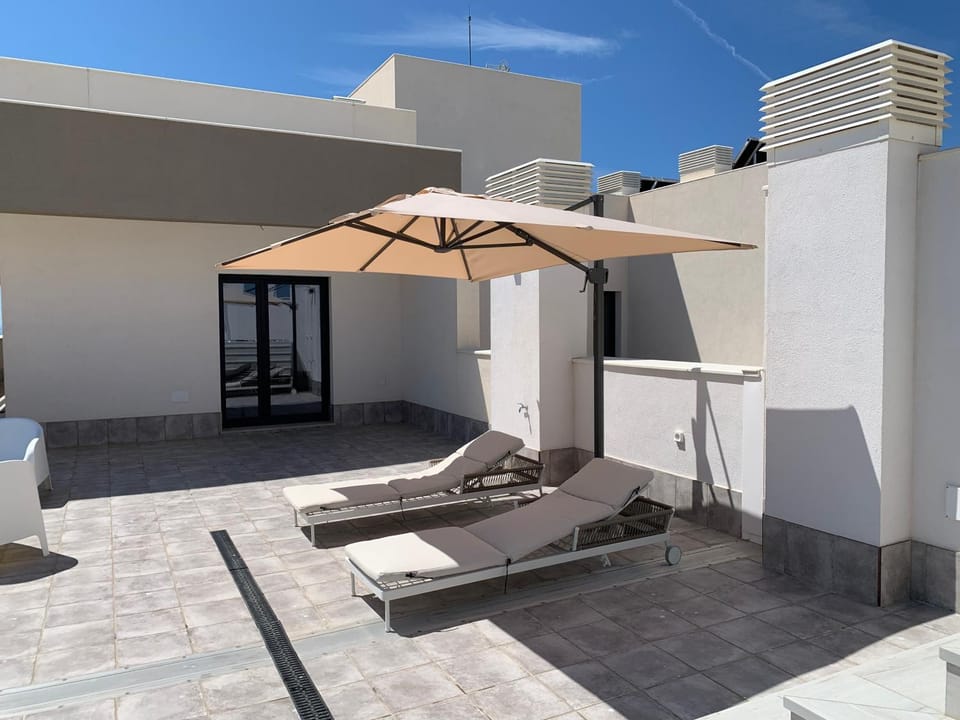 Day, Balcony/Terrace, sunbed