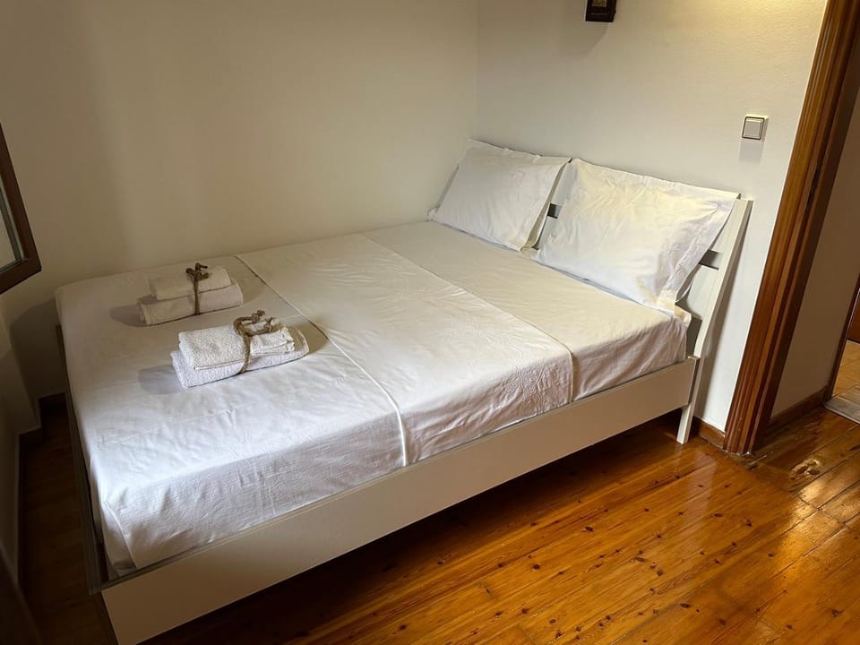 Elena maisonette by the sea Apartment in Peloponnese, Western Greece and the Ionian