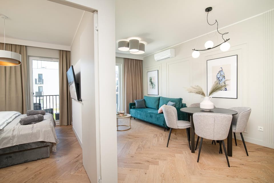 Living room, Photo of the whole room, Seating area, Bedroom
