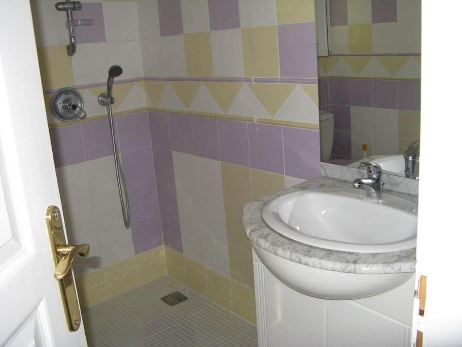 T1 MEZZANINE COTE D AZUR Apartment in Fréjus