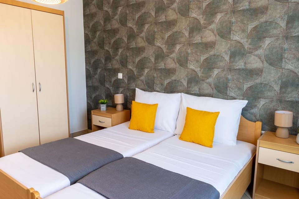 Bed, Bedroom, wardrobe