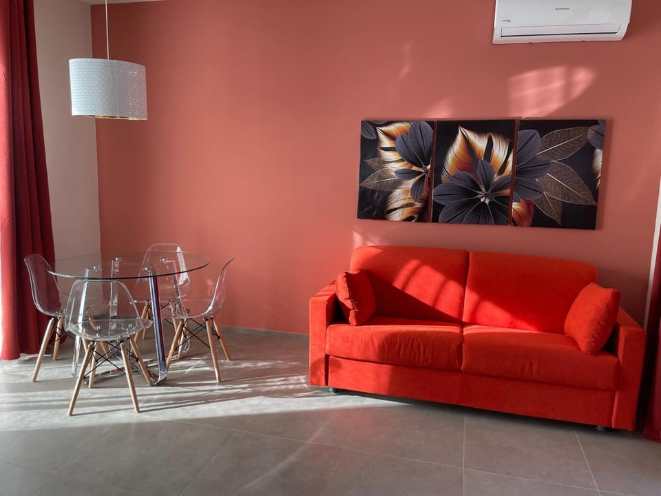 Living room, Seating area, air conditioner