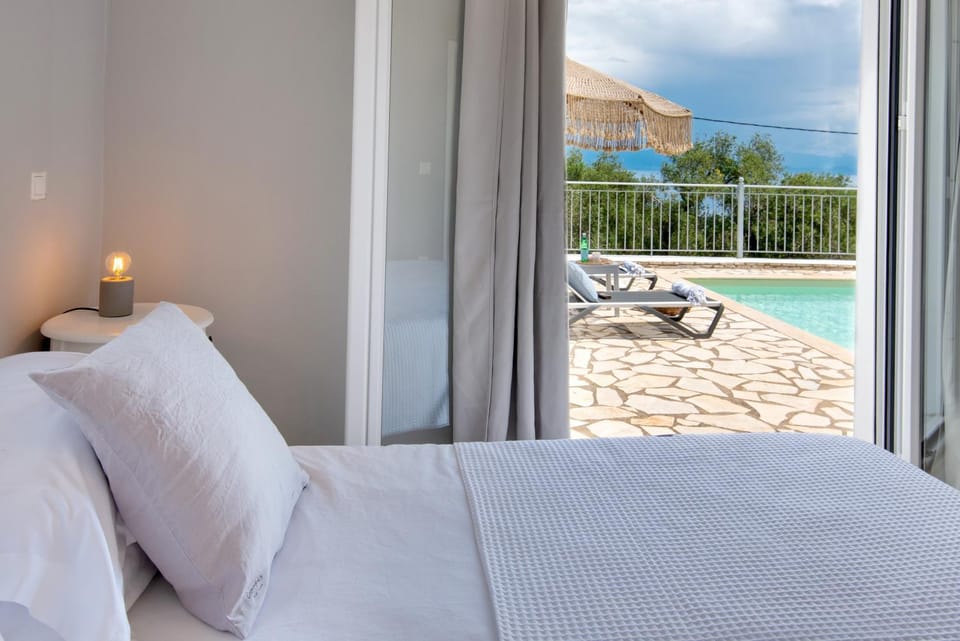 Patio, Bed, Day, Balcony/Terrace, Bedroom, Pool view, Swimming pool